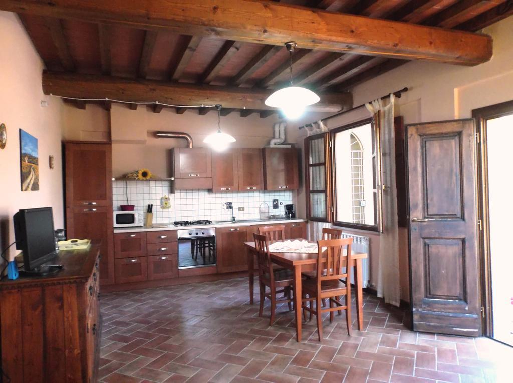 Apartments Borgo Toscano Gambassi Terme Quarto foto