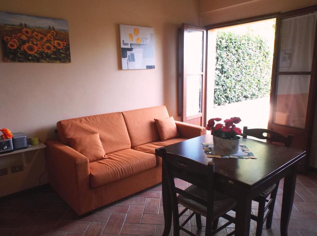 Apartments Borgo Toscano Gambassi Terme Quarto foto